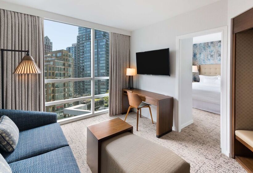 هتل Hilton Vancouver Downtown