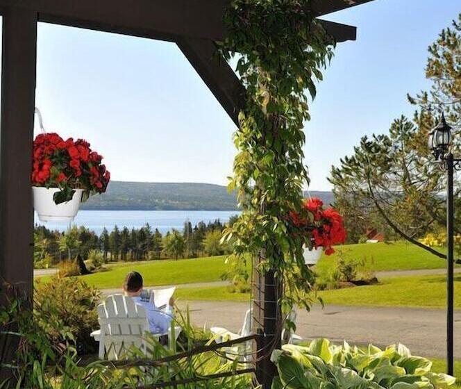 هتل Silver Dart Lodge