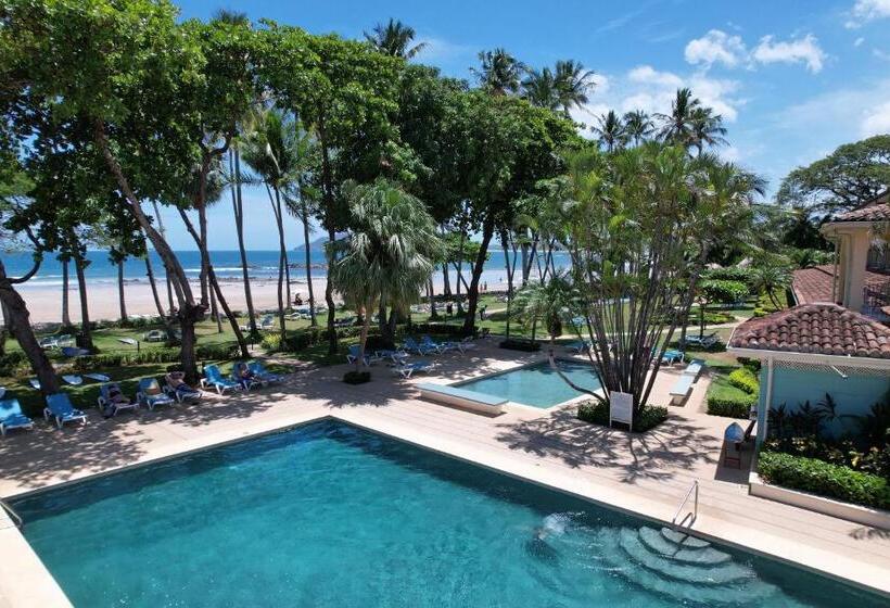 هتل Tamarindo Diria Beach Resort