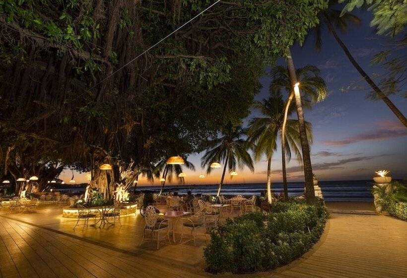 هتل Tamarindo Diria Beach Resort