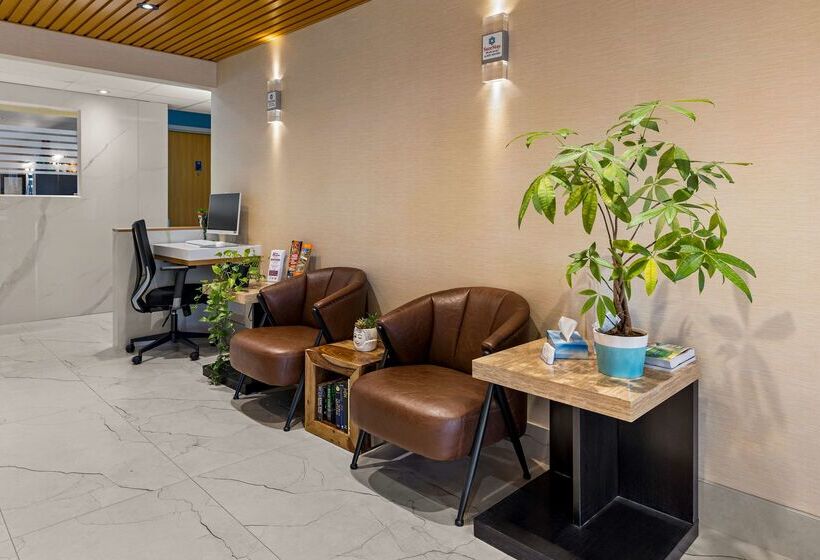 فندق Surestay Plus By Best Western Brooks