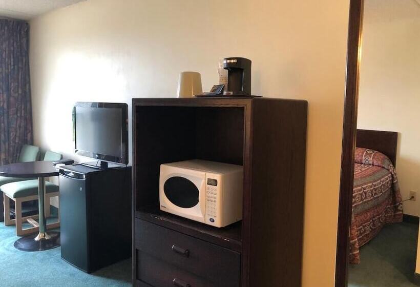 בית מלון כפרי Westwind Motor Inn