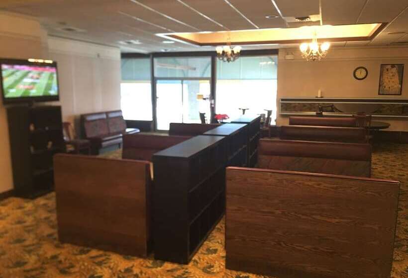 בית מלון כפרי Westwind Motor Inn