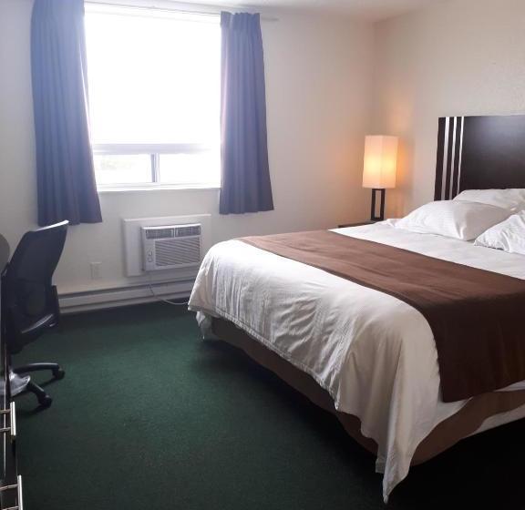 هتل Westwood Inn  And Indoor Water Park