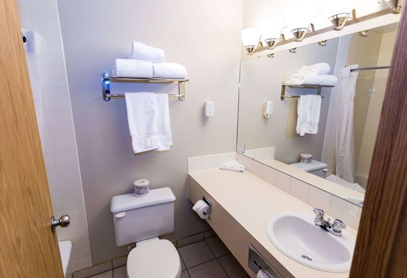 מוטל Super 8 By Wyndham Drayton Valley