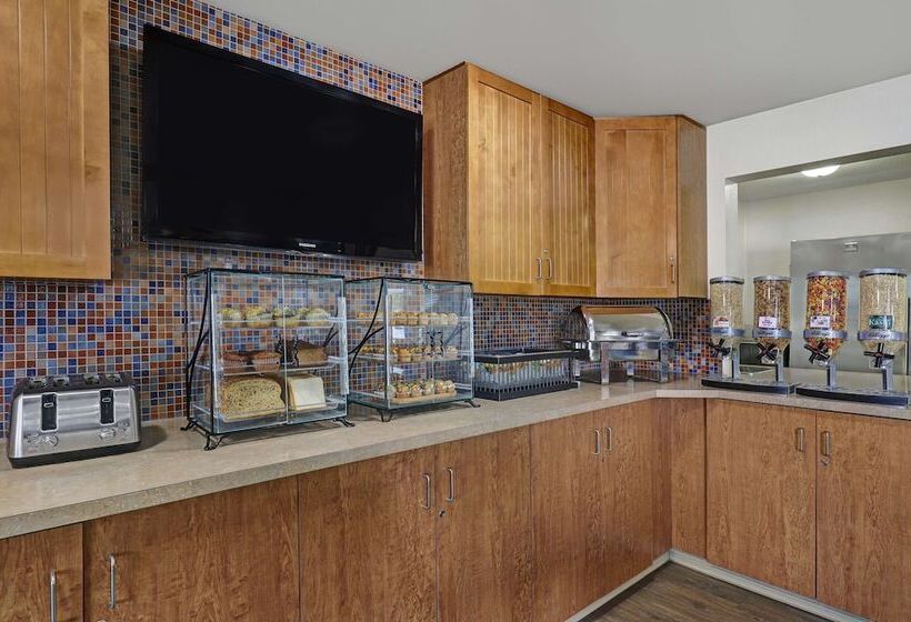 Мотель Surestay Plus Hotel By Best Western Drumheller