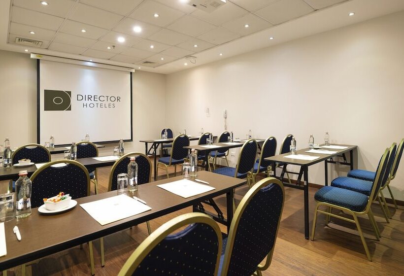 هتل Director Vitacura