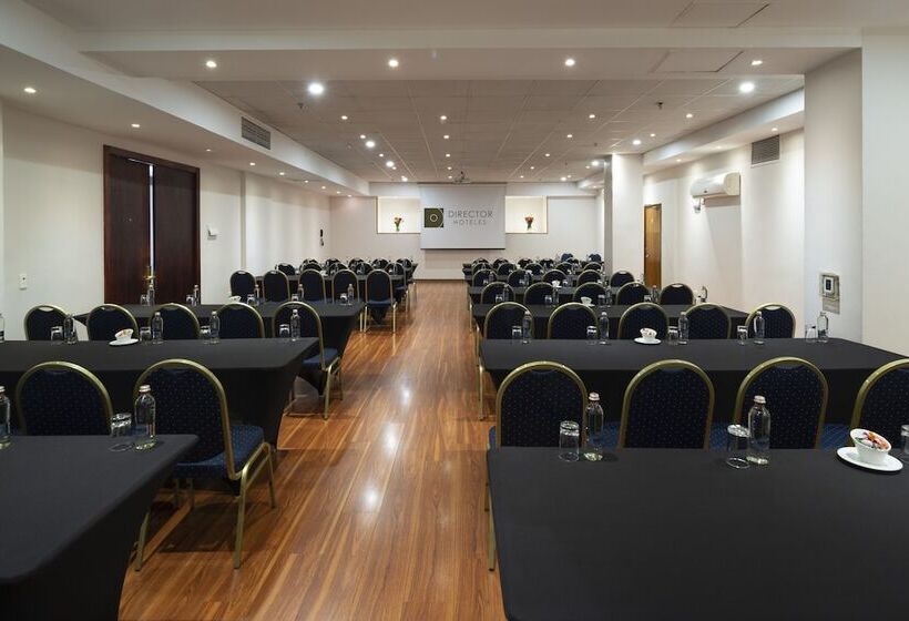 هتل Director Vitacura