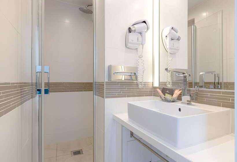 هتل Hôtel Le Beaugency