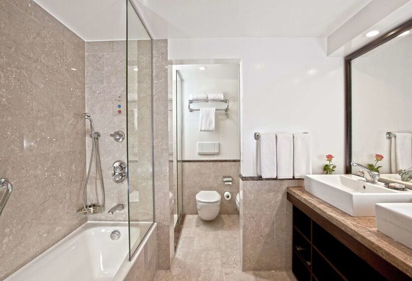 هتل Hilton Cairo Heliopolis