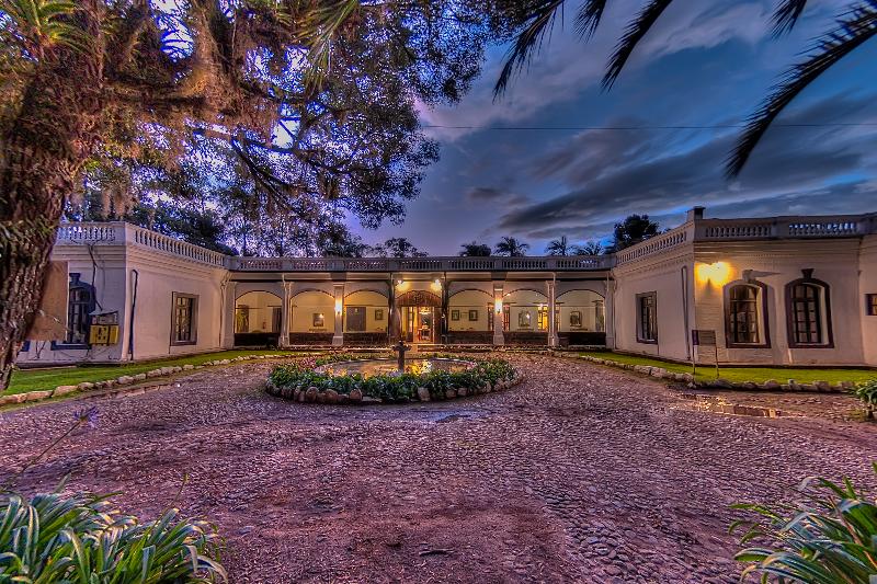 ホテル Hostería Hacienda Pinsaqui