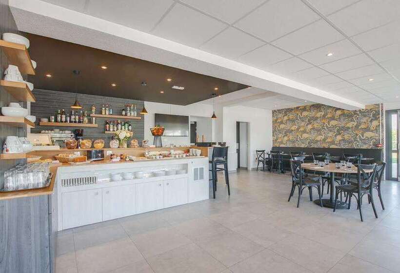 Brit Hotel Reims La Neuvillette