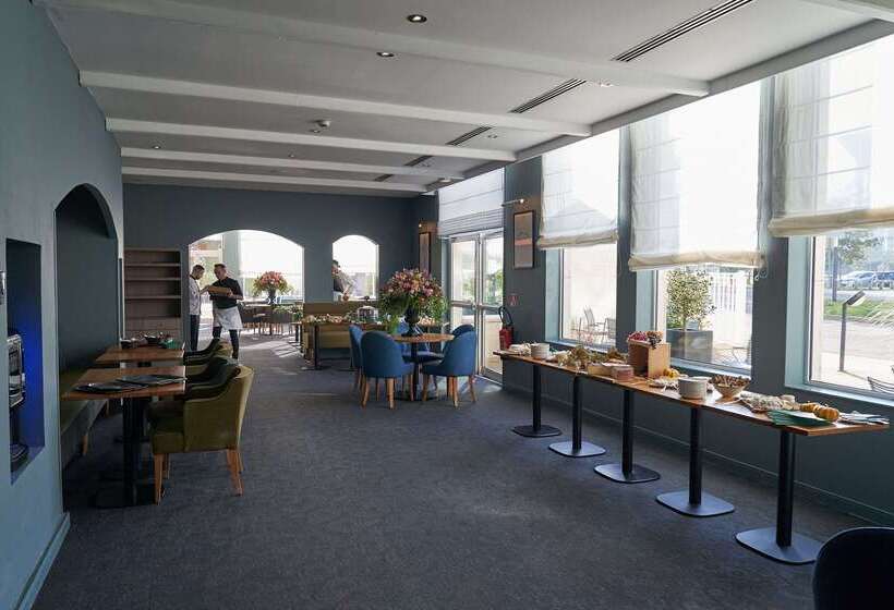هتل Best Western Plus Paris Saclay