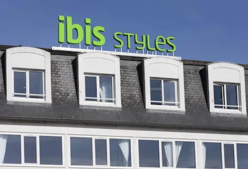בית מלון כפרי Ibis Styles Poitiers Nord