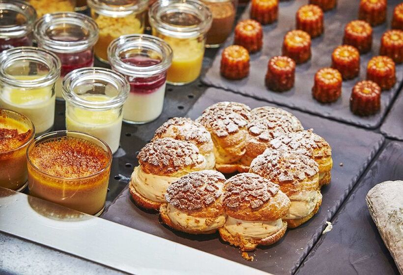 ホテル Kyriad Paris Ouest   Bezons La Défense