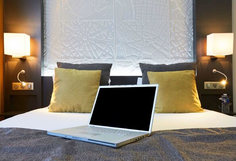 ホテル Kyriad Paris Ouest   Bezons La Défense