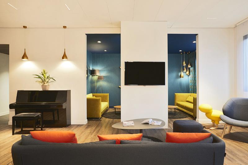 ホテル Kyriad Paris Ouest   Bezons La Défense