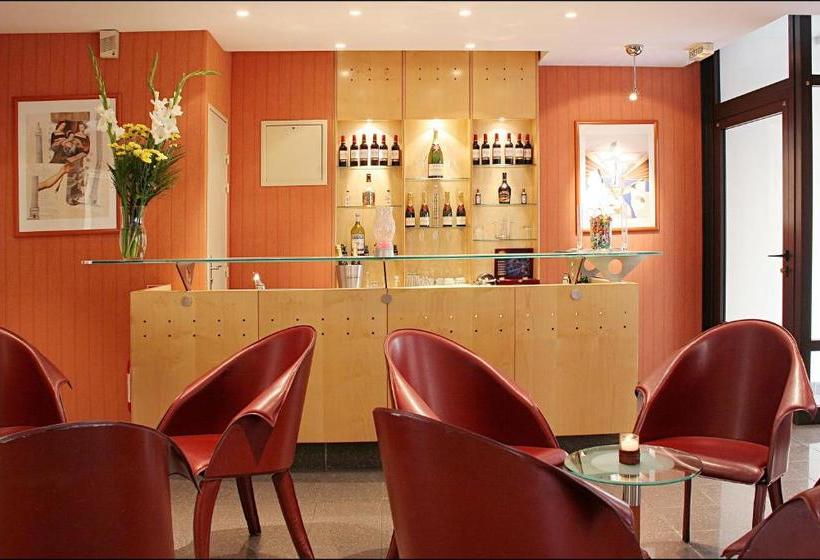 ホテル Pavillon Villiers Etoile