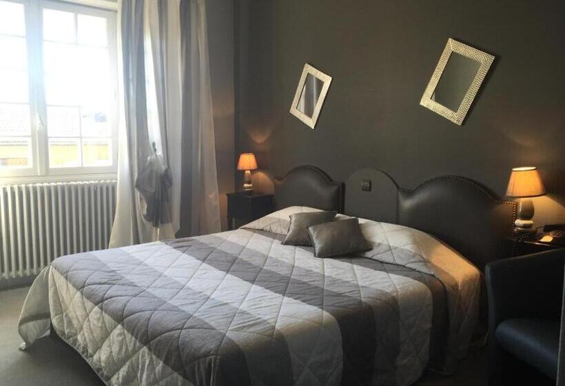 בית מלון כפרי Logis La Thomasse