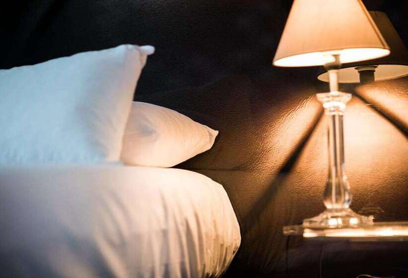 هتل Mercure Paris Nanterre
