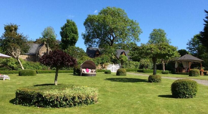 בית מלון כפרי Manoir De Kertalg