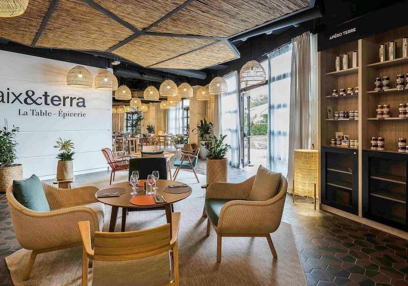 هتل Mercure Cannes Mandelieu
