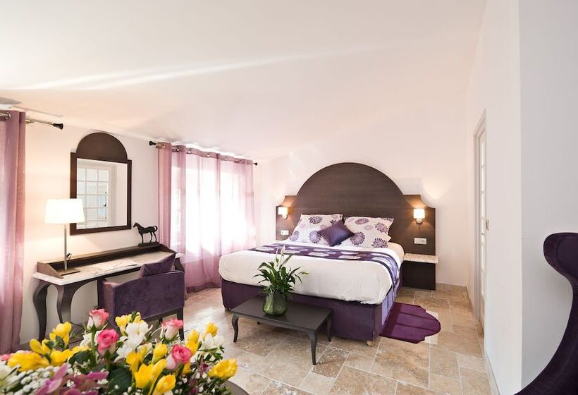 Отель Moulin De Vernègues Hôtel & Spa