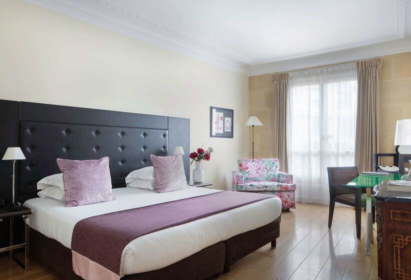 Le 123 Elysees  Astotel
