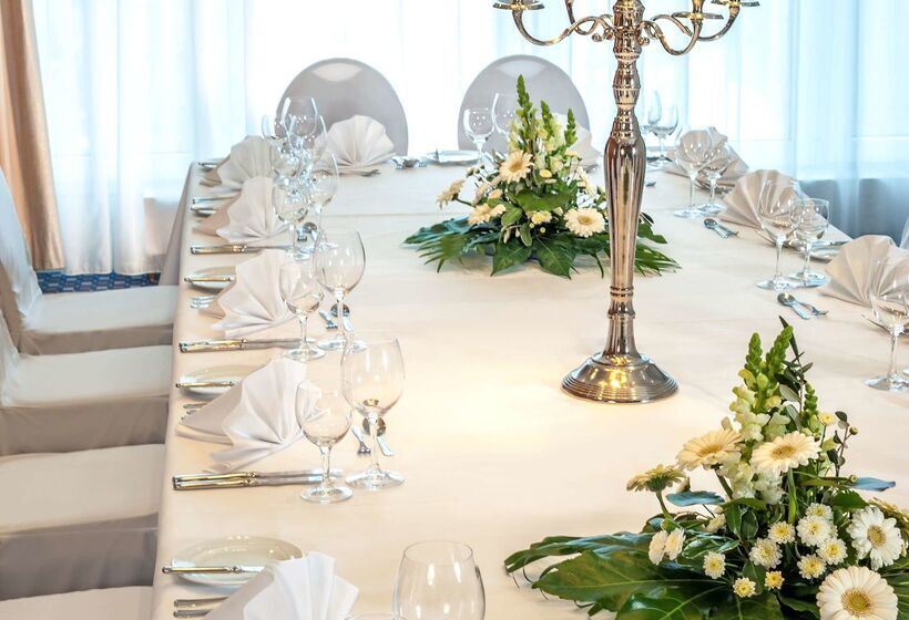 בית מלון כפרי Dorint Am Nürburgring Hocheifel