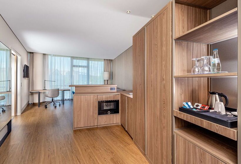 호텔 NH München Unterhaching