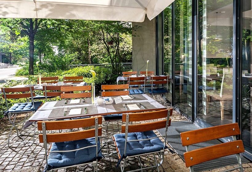 호텔 NH München Unterhaching