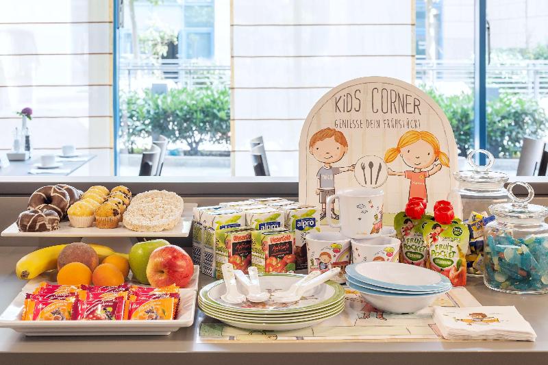 هتل NH Stuttgart Airport