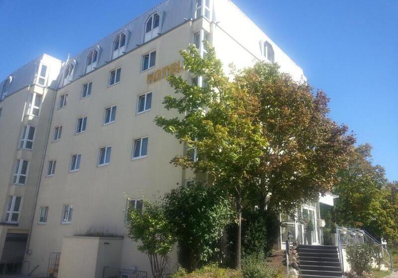 Резиденция Mercure Stuttgart Zuffenhausen