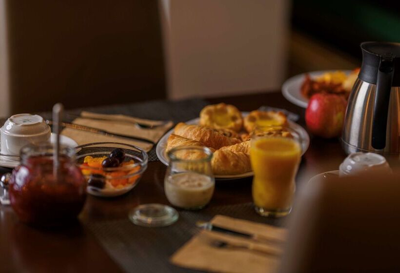 هتل Ambiente Langenhagen Hannover By Tulip Inn