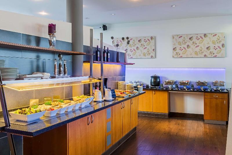 هتل Courtyard By Marriott Dortmund