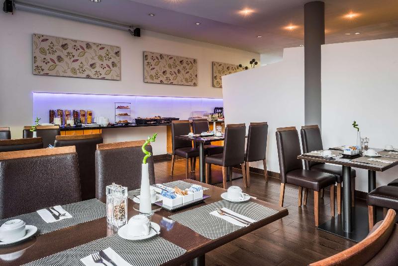 هتل Courtyard By Marriott Dortmund