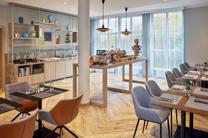 هتل Courtyard By Marriott Dortmund