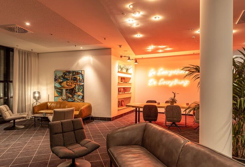 هتل Four Ratingen Dusseldorf Airport