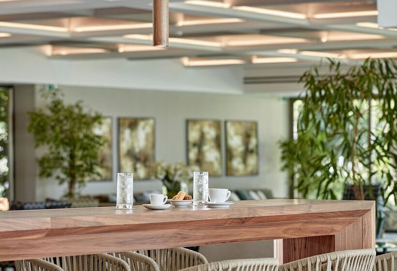 فندق Kontokali Bay Resort & Spa