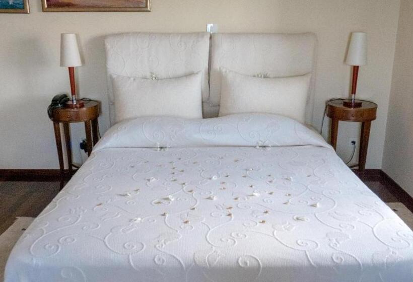 هتل Villa Andromeda