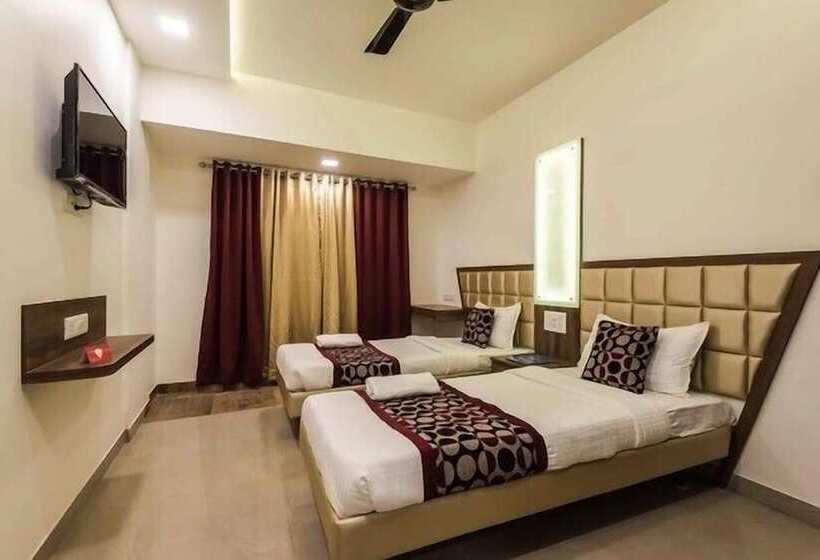 酒店 Krishna Avtar Service Apartment