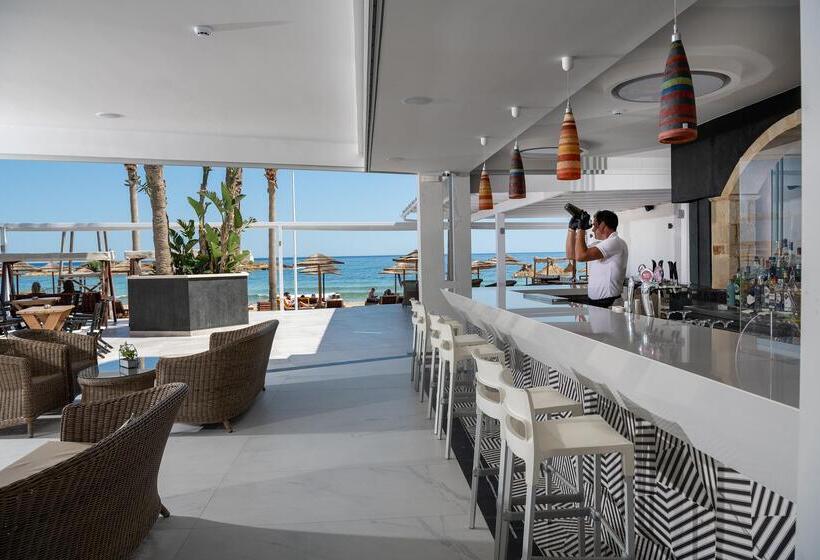 هتل High Beach White  Adults Only