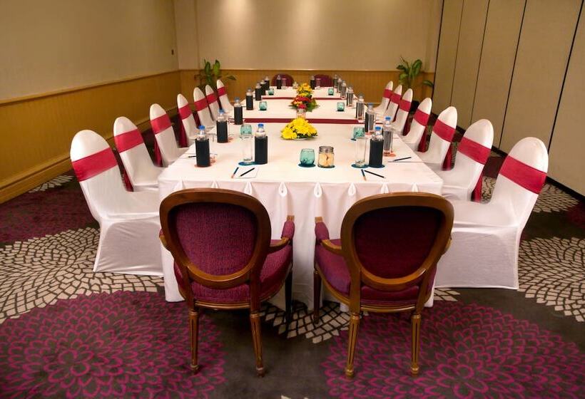 ホテル Le Royal Méridien Chennai