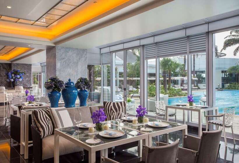 هتل Mulia Senayan, Jakarta