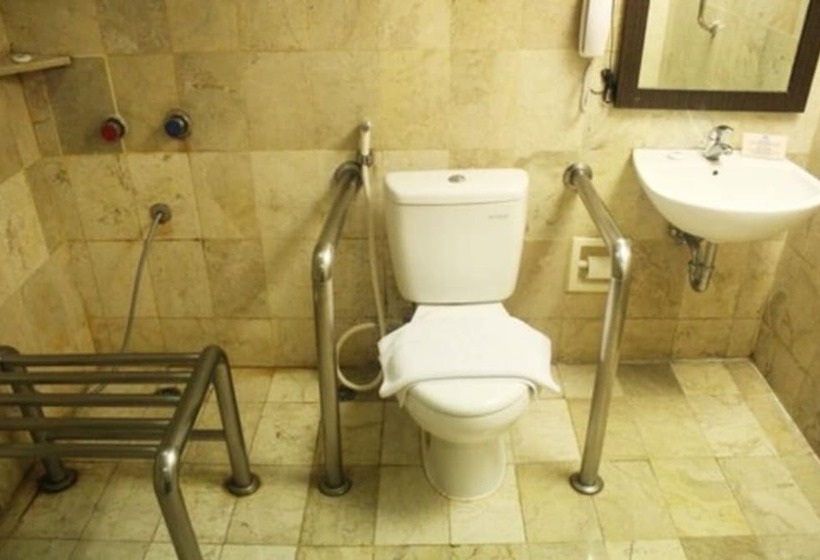 هتل New Saphir Yogyakarta