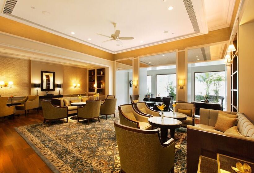 هتل Taj Connemara, Chennai