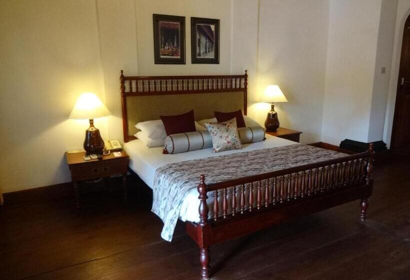 فندق Taj Kumarakom Resort And Spa Kerala