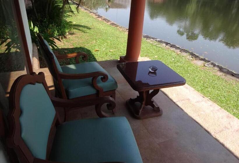 فندق Taj Kumarakom Resort And Spa Kerala