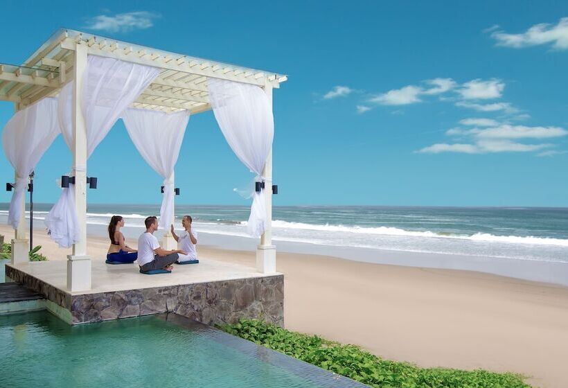 هتل The Seminyak Beach Resort & Spa