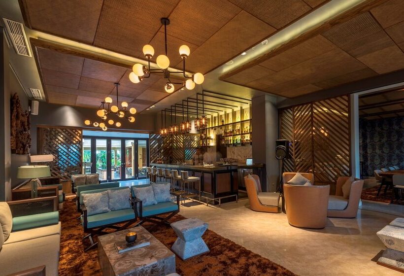 هتل The Seminyak Beach Resort & Spa